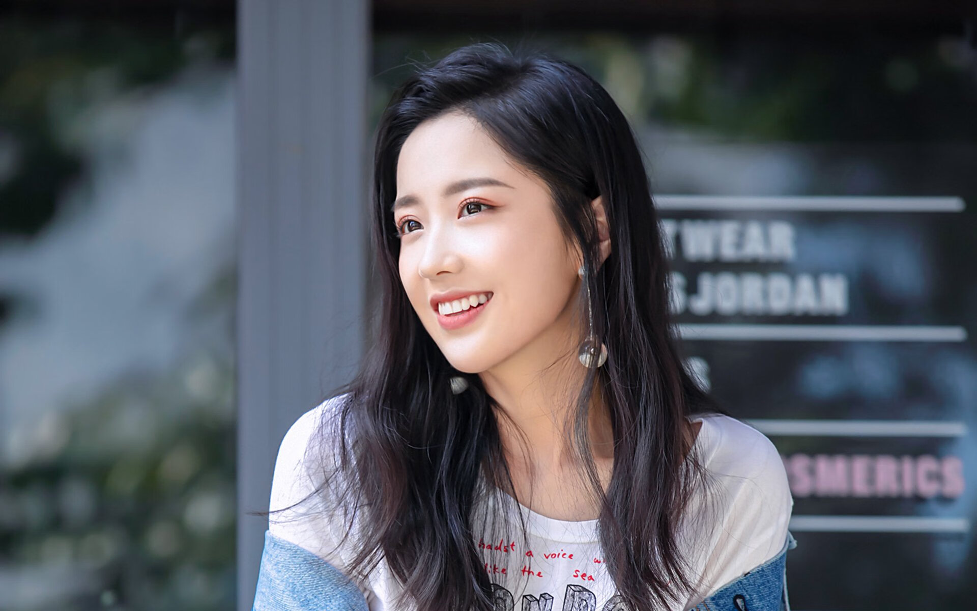 世界选手蝶泳转身用时平均0.64秒